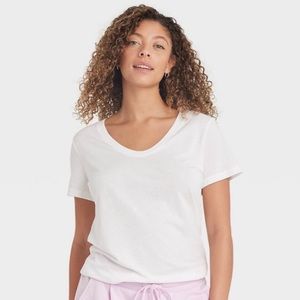 • a new day scoop neck tee shirt •